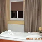 Hotel apartamentowy I Restauracja Jaskolka 3*