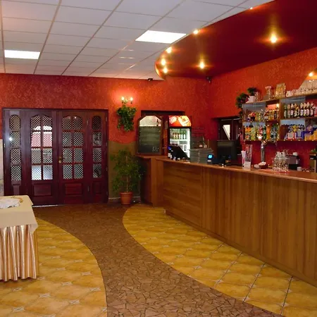 I Restauracja Jaskolka 3*