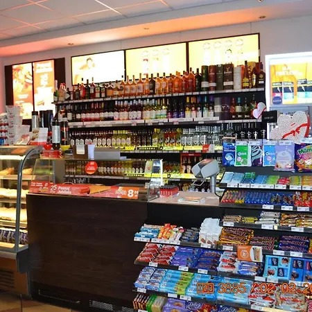 Aparthotel I Restauracja Jaskolka Alojzow (Radom)